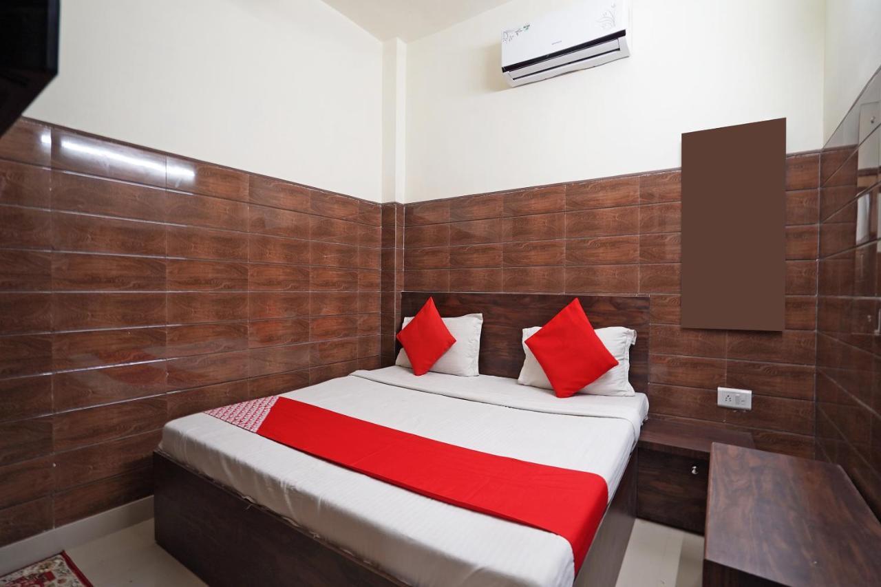 Hotel O Shri Sai Guest House Delhi Zewnętrze zdjęcie